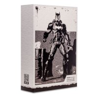 DC Multiverse Actionfigur Hazmat Suit Batman (Line Art) (Gold Label) 18 cm